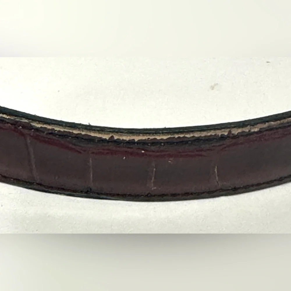 BILL BLASS DESIGNER CORDOVAN BROWN LEATHER BELT, CROCO-EMBOSSED, GOLD BUCKLE,